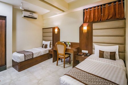 Hotel 24 Seven