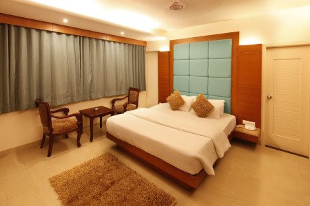 Hotel Seven Heaven