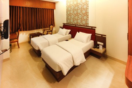 Hotel Seven Heaven