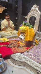 Pandit Shree Vijan Wadekar in Trimbakeshwar